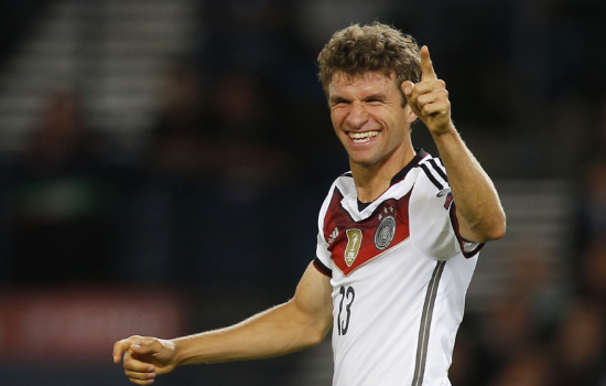 关于德国大胜晋级，穆勒传射表现出色的信息