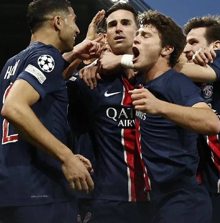 西班牙球员因身体不适选择退出世界杯预选赛的简单介绍