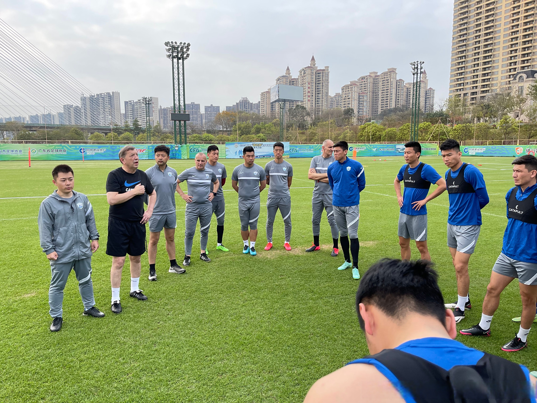 雄狮主帅调整阵容，追求联赛突破