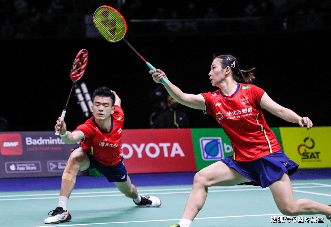 韩国队逆转法国队,郑思维点燃赛场 韩国队逆转法国队,郑思维点燃赛场