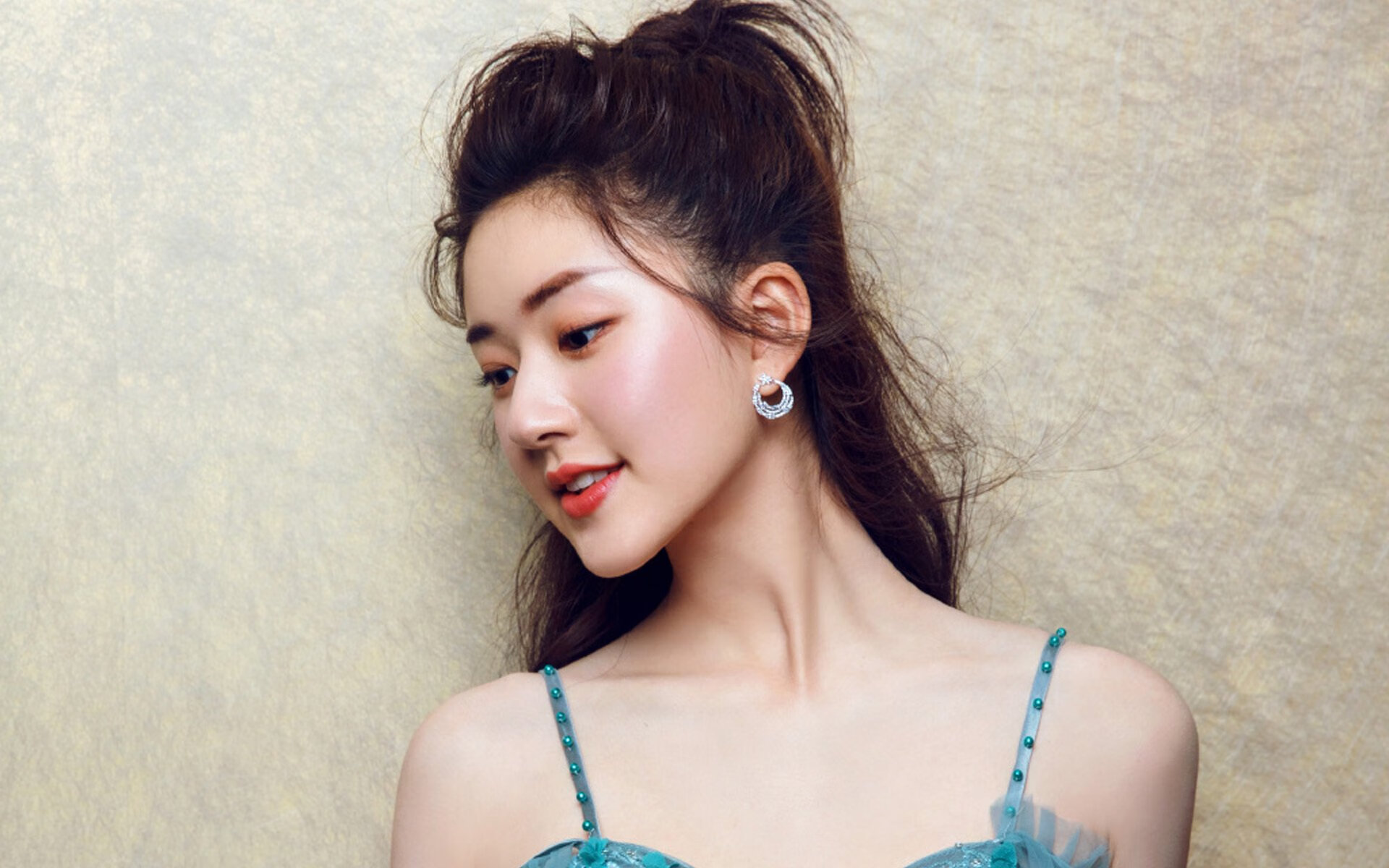 宇宙魔方开启跨时空对决，上海队压哨绝杀，哈登再证大舞台传奇