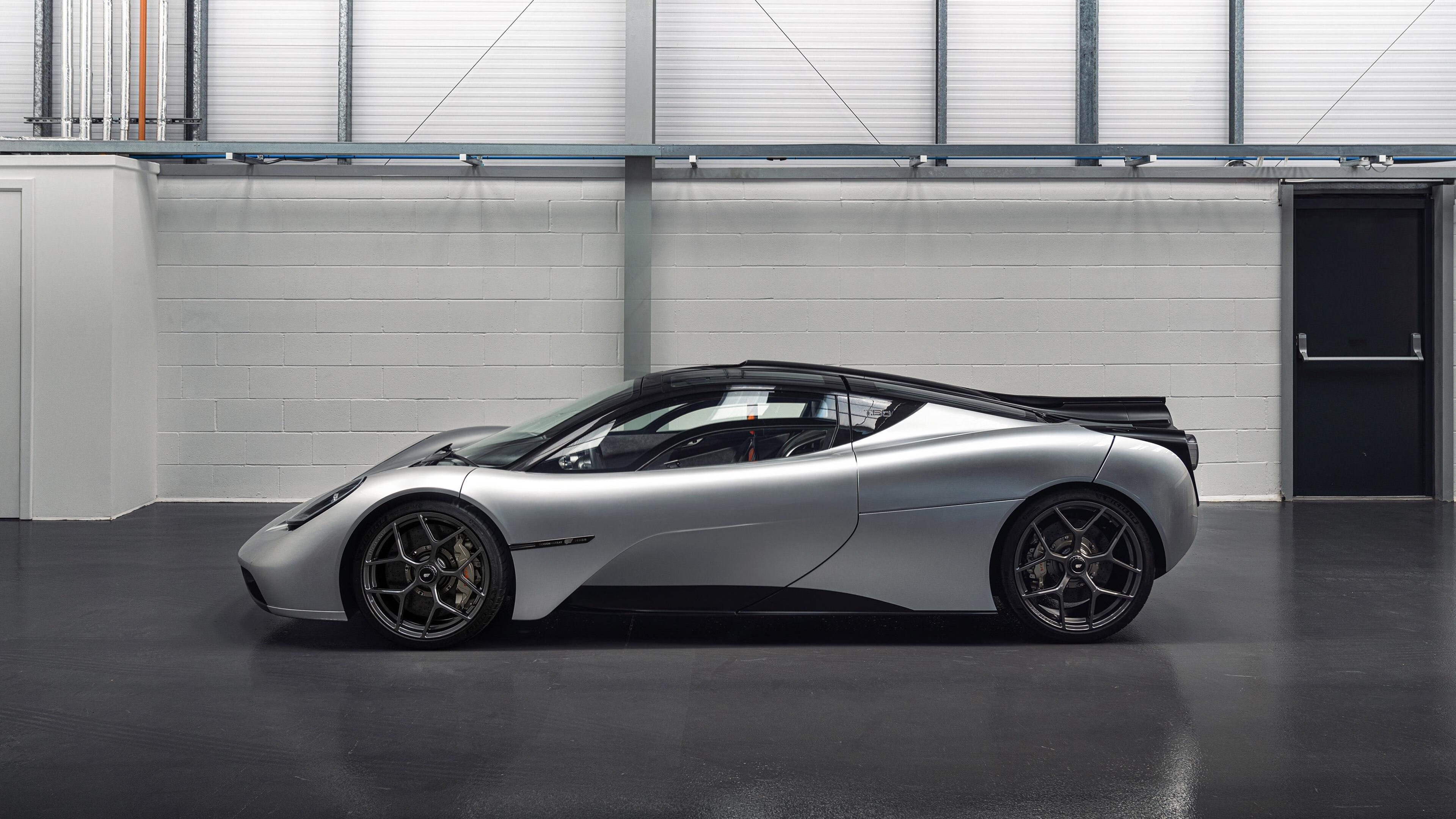 世俱杯参赛资格-欧冠半决赛焦点战，火箭队疾风骤雨斩落奇才，勇夺决赛门票