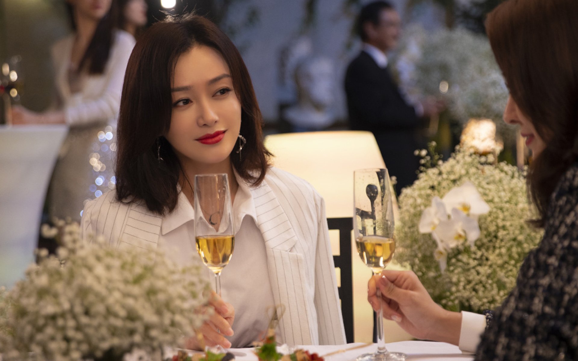 哈利伯顿关键一攻一防定乾坤，步行者血拼险胜吉林