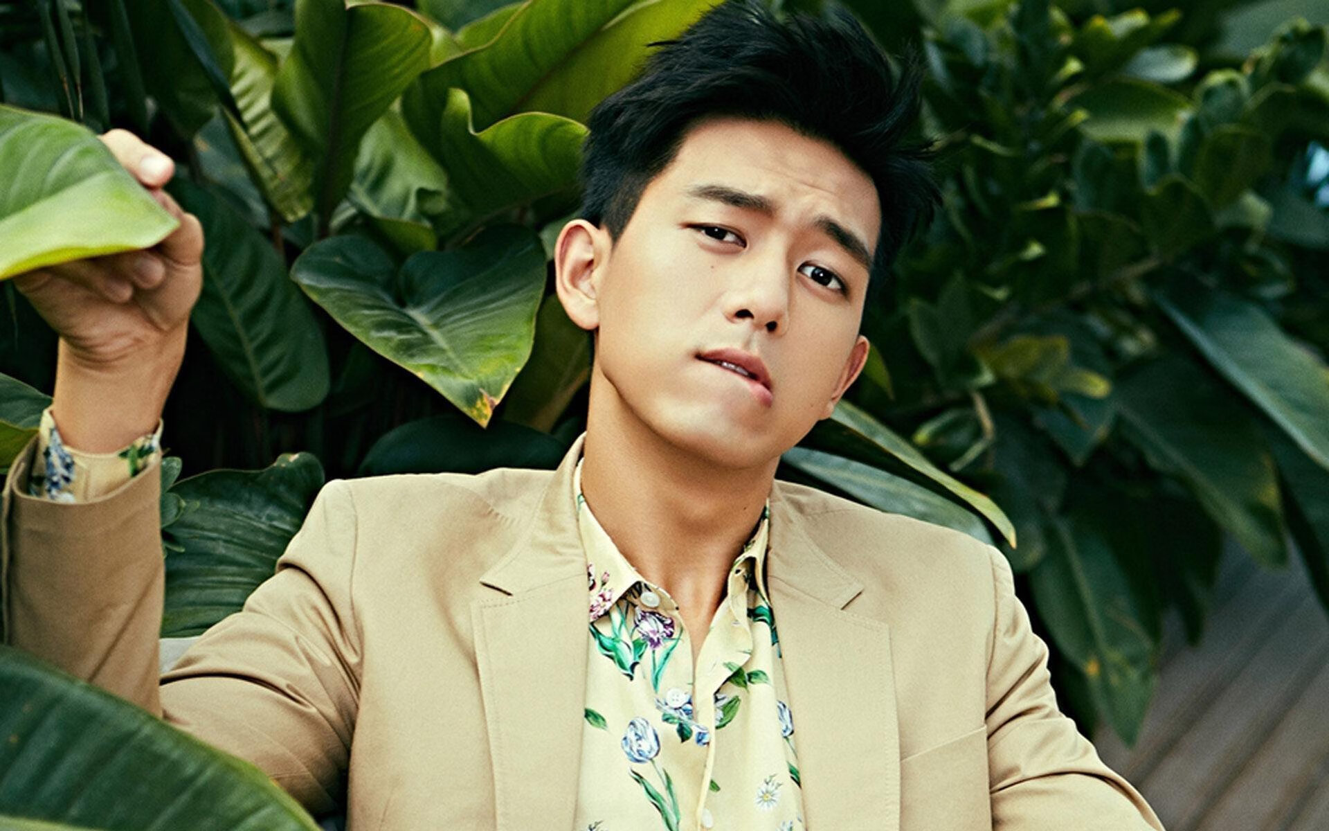 舞台与疆场，当萨卡遇见沙特的血拼时刻