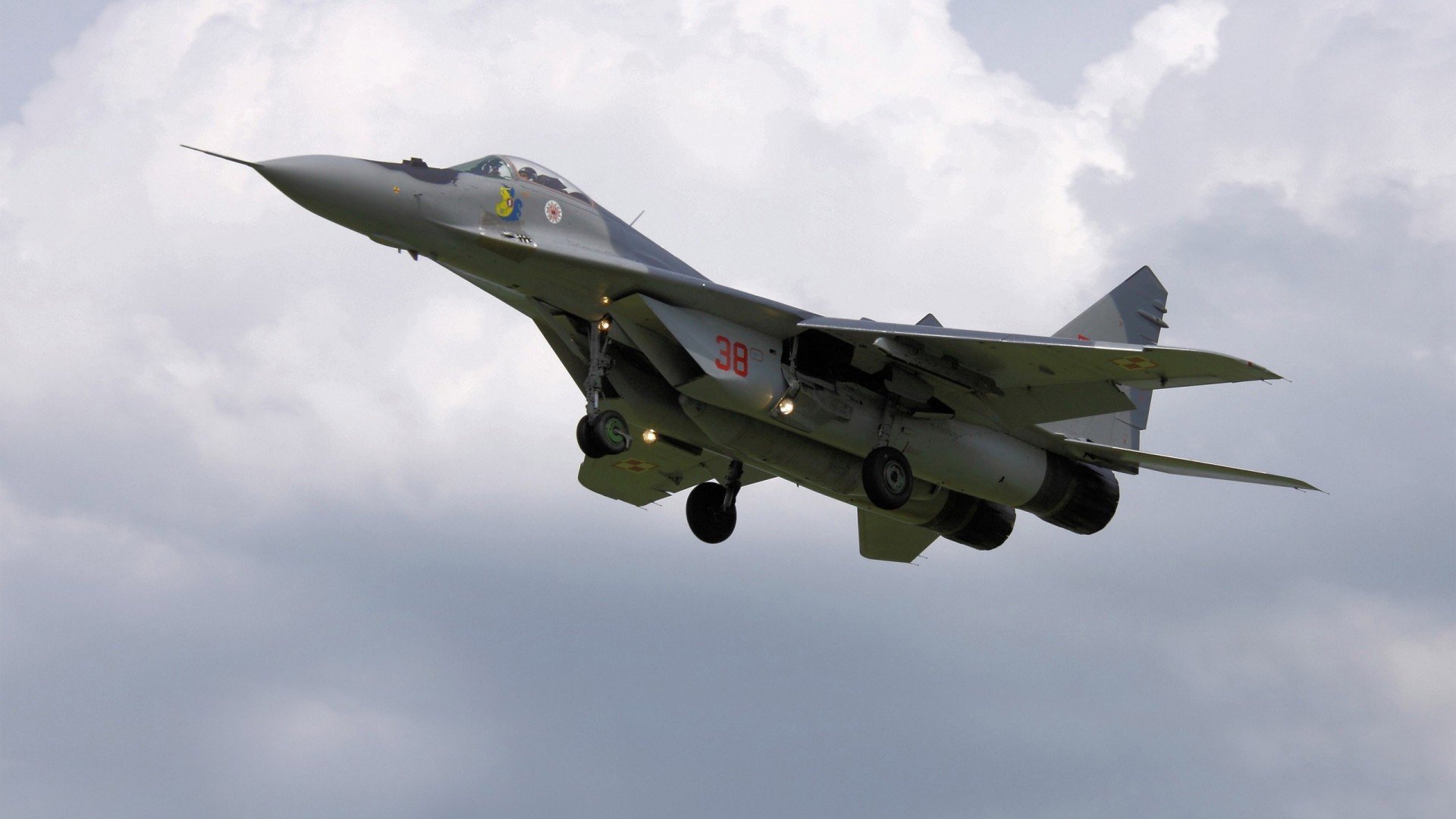 世俱杯赛程-当杜兰特无视防守，马刺扼住命运的咽喉，篮球世界里两种不同的无解