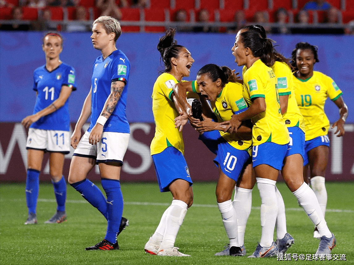 世俱杯-卡马文加全场最佳无争议，哥伦比亚横扫摩洛哥