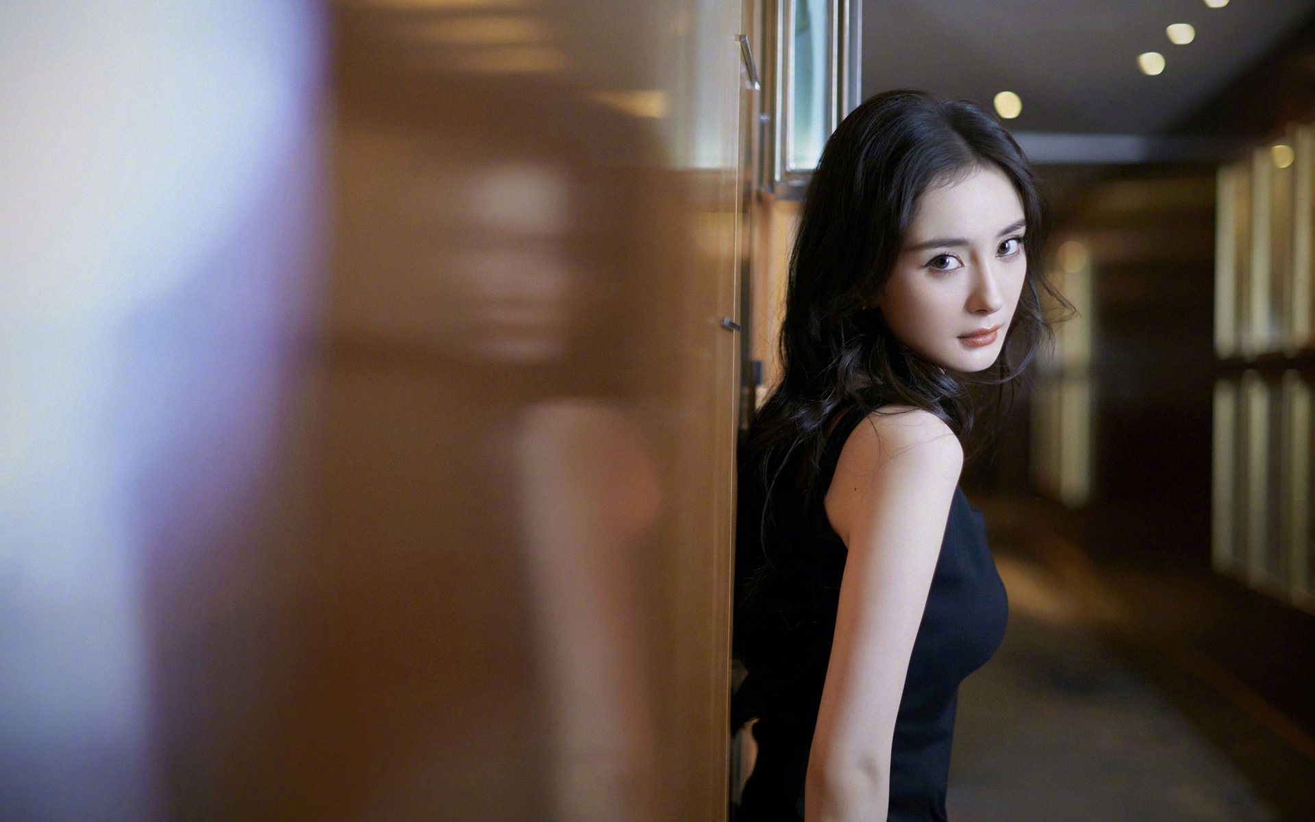 德罗赞攻防两端统治，湖人淘汰赛过关斩将太阳