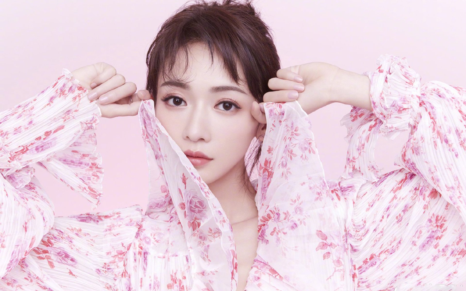 世俱杯-场上见王，黄蜂轻取灰熊的背后，与那个在德甲接管比赛的字母哥