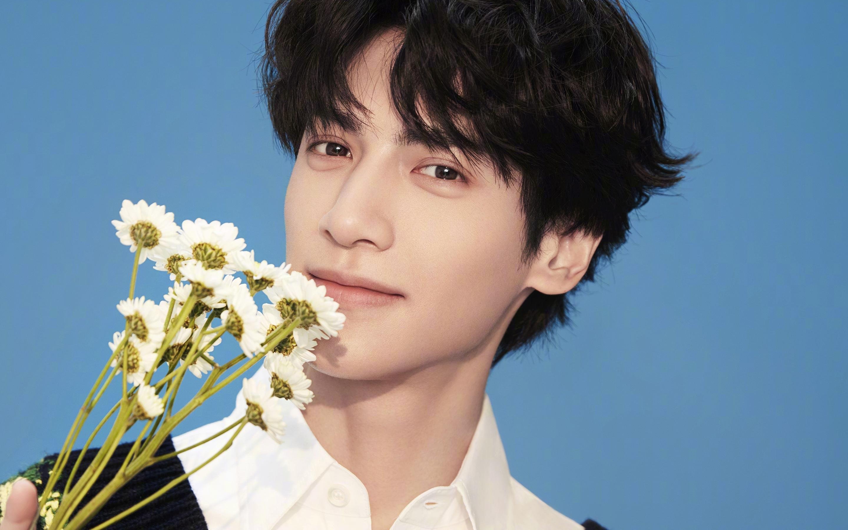 双线体育盛宴，F1街道赛焦点战鏖战摩纳哥，山西队主场轻取步行者展雄风