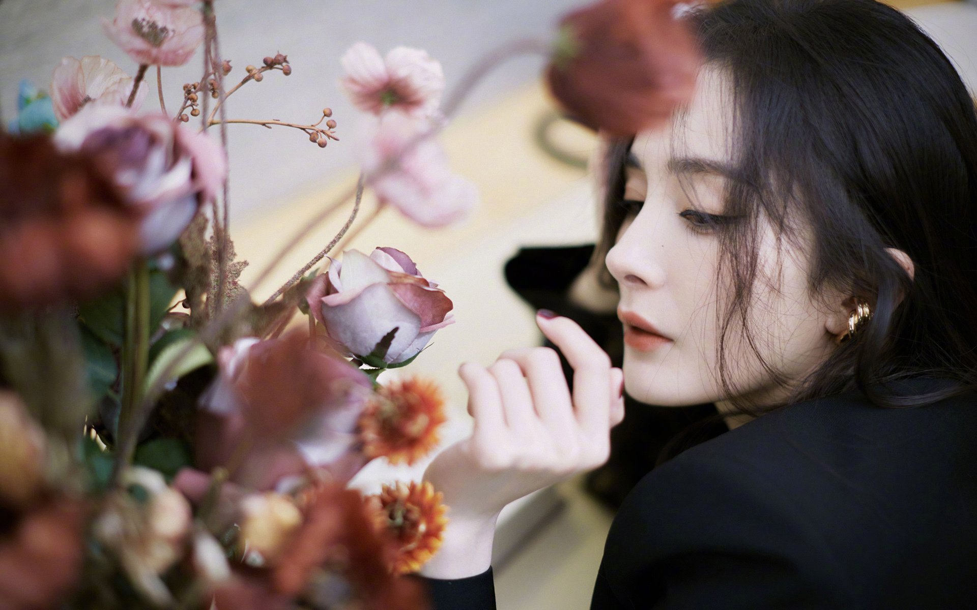 红白风暴席卷绿茵，奥地利碾压厄瓜多尔，费利克斯致命一击锁定胜局